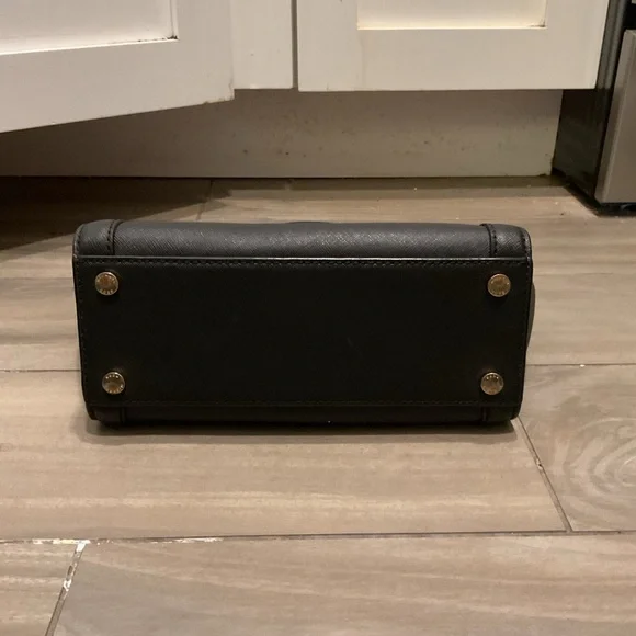 Michael Kors Tina Black Leather Small Tote Bag Satchel Crossbody Purse - Picture 6 of 8